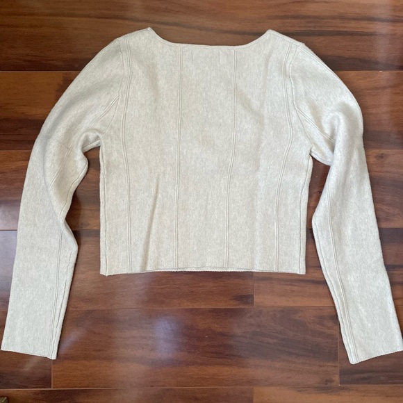 Short Square Neck Sweater - Picture 6 of 6